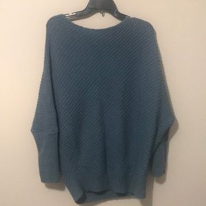 Jennifer Lopez Large woman sweater